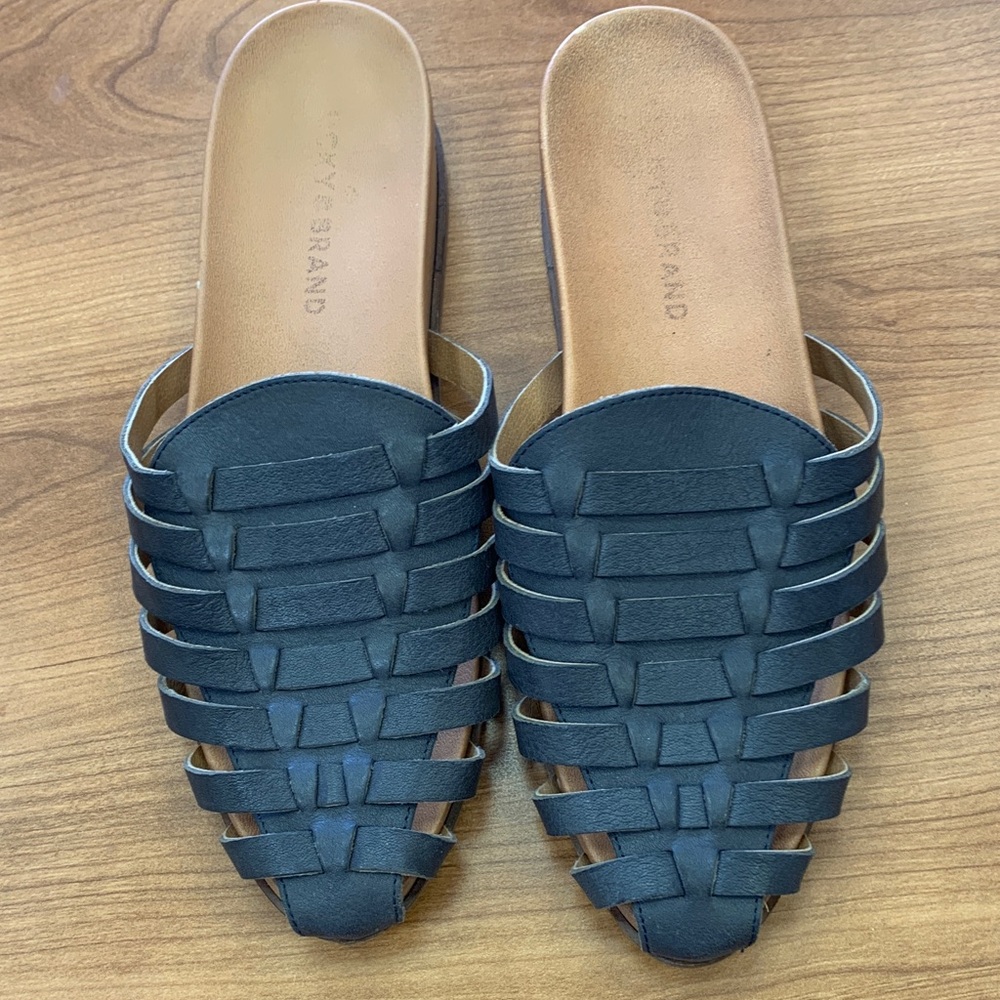 Lucky Brand Black Doerid Leather Woven Mules